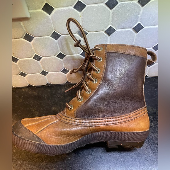 UGG Adirondack boot - Picture 3 of 12